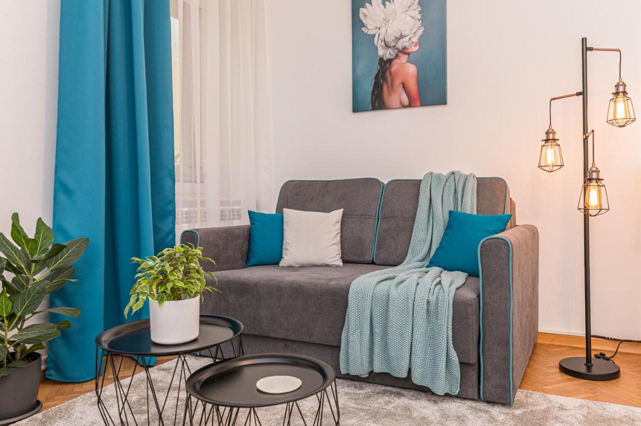 Garden Hideout - Central Apartment Брашов Екстериор снимка