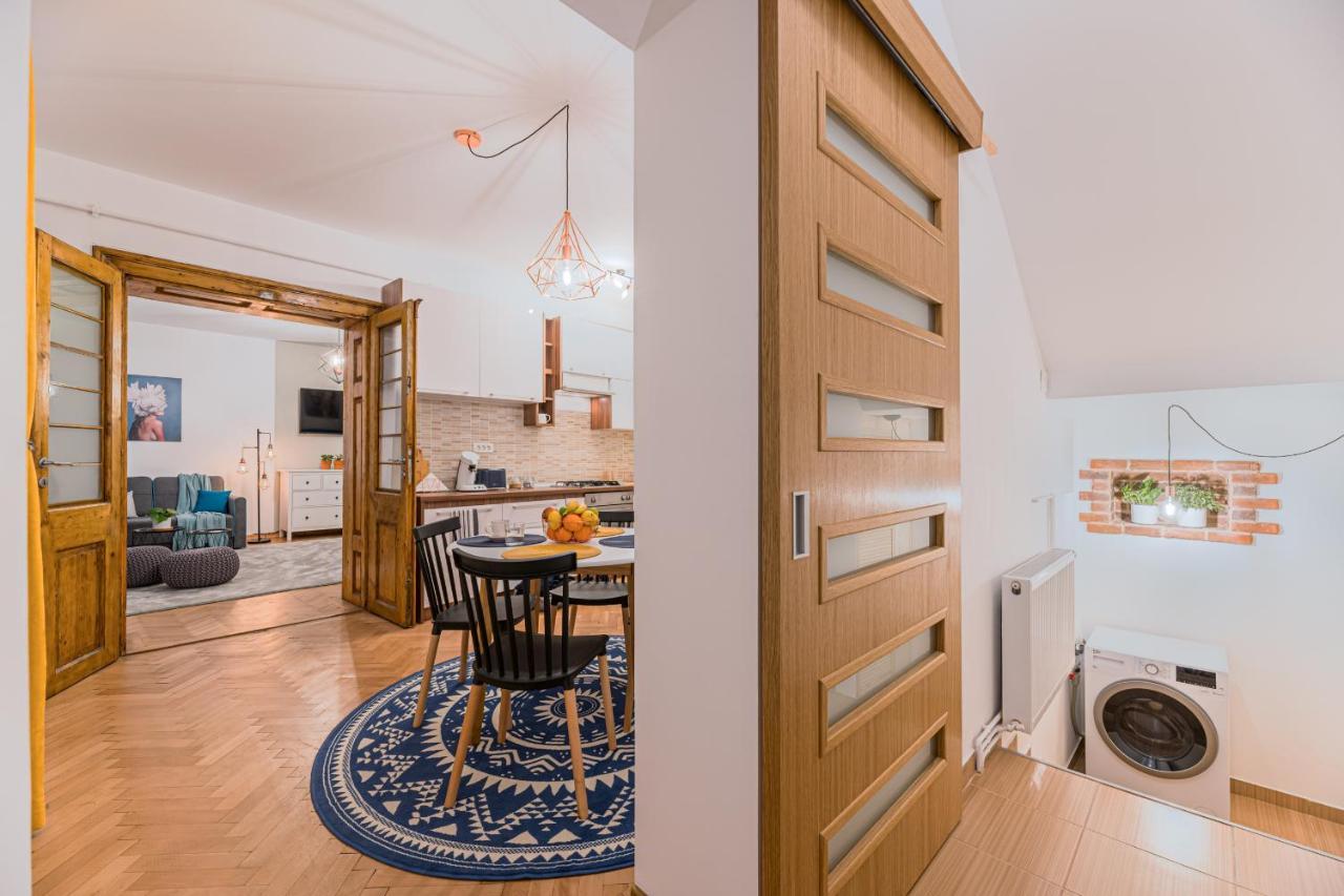 Garden Hideout - Central Apartment Брашов Екстериор снимка